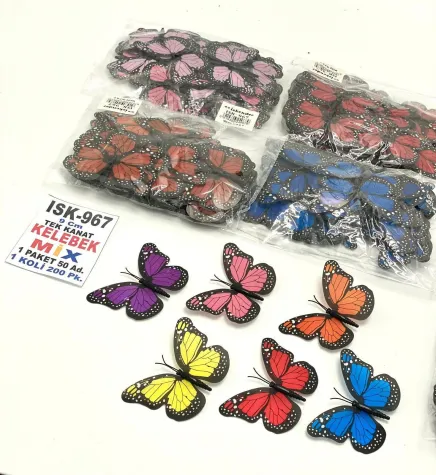 9 CM KELEBEK MİX 1 KOLİ 200 PK.